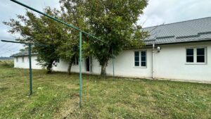 ПРОДАЖ УНІКАЛЬНОЇ НЕРУХОМОСТІ ПОРУЧ З МІСТОМ