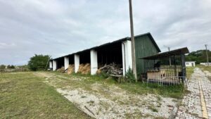 ПРОДАЖ УНІКАЛЬНОЇ НЕРУХОМОСТІ ПОРУЧ З МІСТОМ