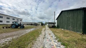 ПРОДАЖ УНІКАЛЬНОЇ НЕРУХОМОСТІ ПОРУЧ З МІСТОМ