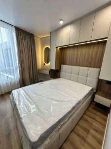 ПРОДАЖ 1,5 КМ КВАРТИРИ ПОРУЧ З РІЧКОЮ