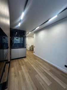 Продаж стильна 1 км квартира в ЖК А5, біля озера